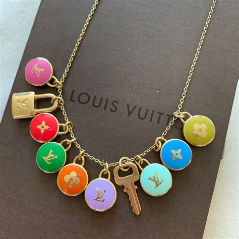 louis vuitton m necklace|louis vuitton necklace vintage.